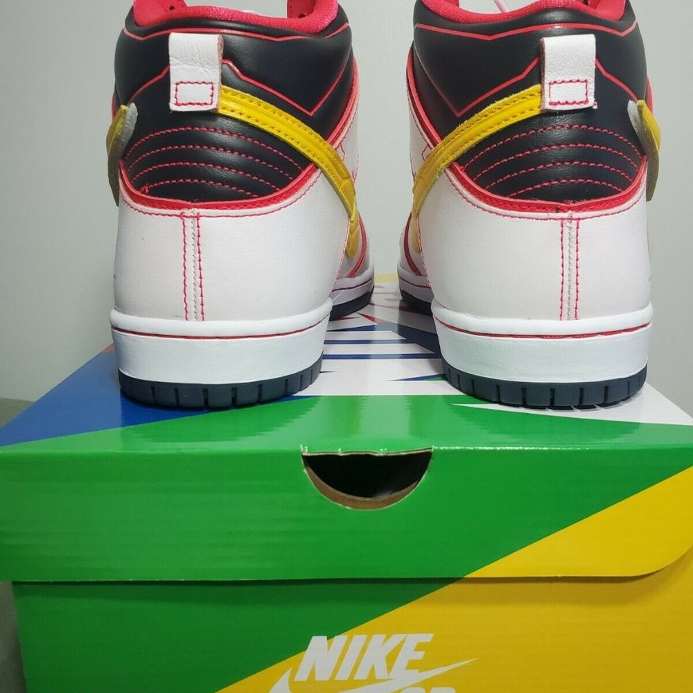 Size 10.5M - Nike SB Dunk High RX-0 Unicorn Gundam (DH7717-100). Conditi… - Picture 3 of 8